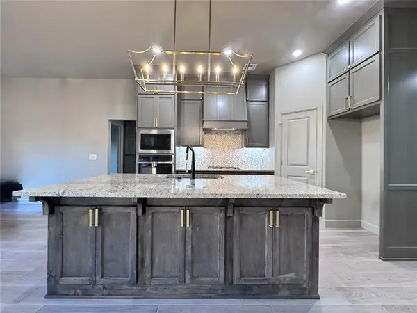 16024 Navarra WAY, Oklahoma City, OK 73170