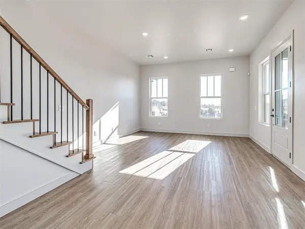 29596 Memory LN #B, Norman, OK 73072