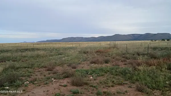 3462 W Limestone DR, Paulden, AZ 86334