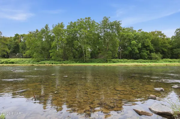 2861 River RD, Damascus, PA 18415