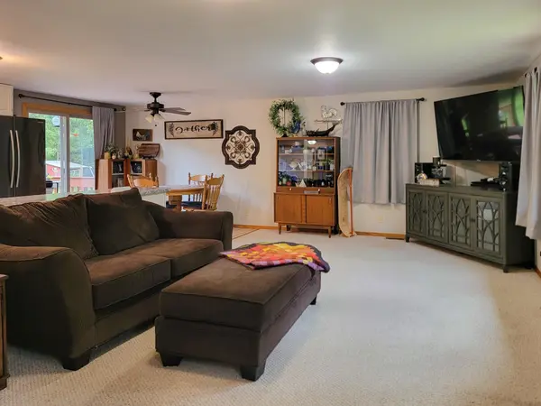 N9106 PAGEL RD, Iola, WI 54945-9766
