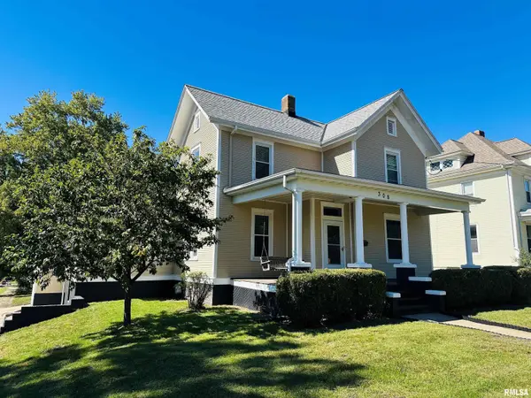 308 S PINE ST, Washington, IL 61571