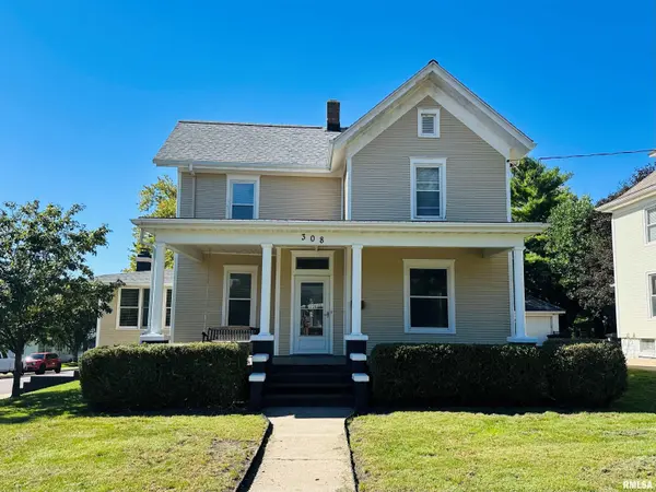 308 S PINE ST, Washington, IL 61571