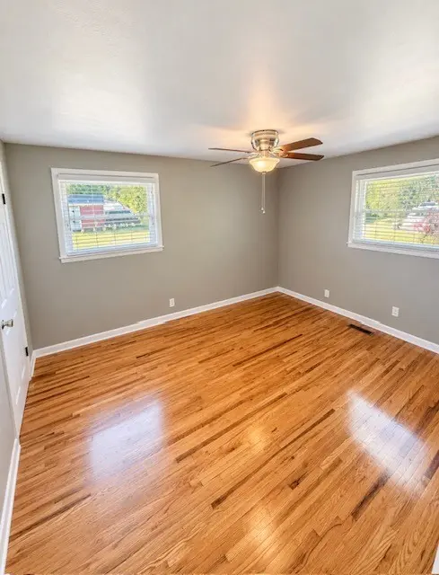 300 Clearview Dr, Smyrna, TN 37167