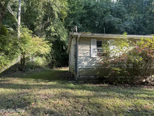 2832 Rifle Range Drive, Knoxville, TN 37918