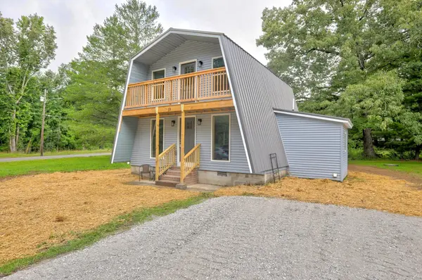 33 Chalet Dr, Manchester, TN 37355