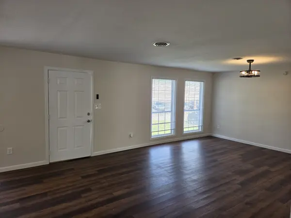 745 Church St #SE, Cleveland, TN 37311