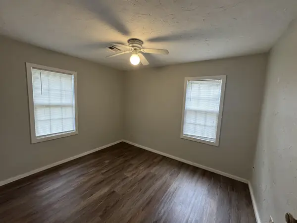 419 E 16th, Winfield, KS 67156
