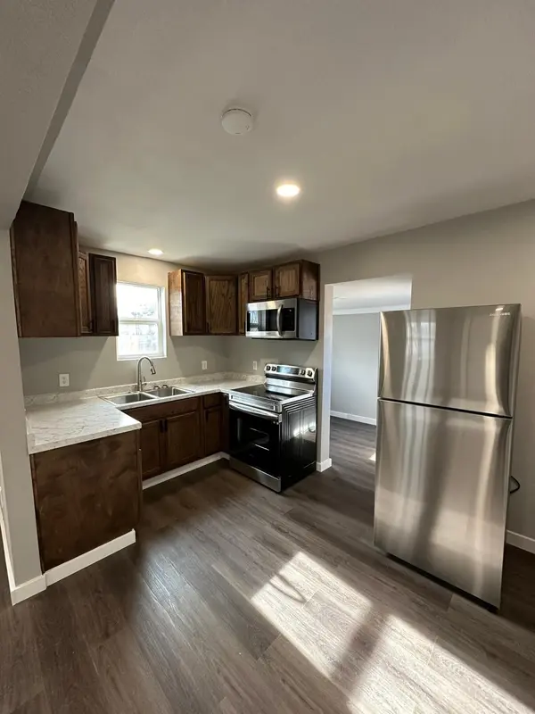 608 N Central AVE, Monett, MO 65708