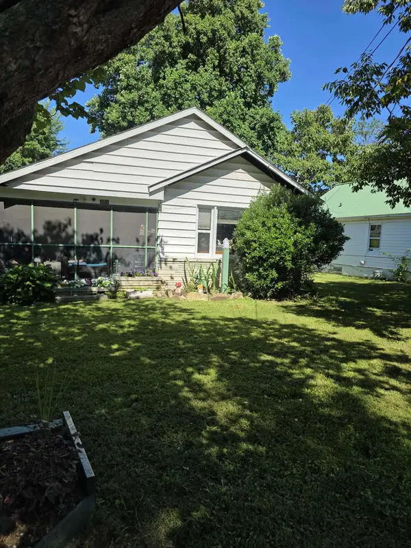 1125 S Main AVE, Springfield, MO 65807