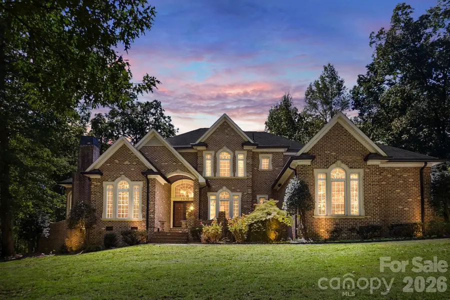 2930 Sweetgrass LN, Monroe, NC 28112