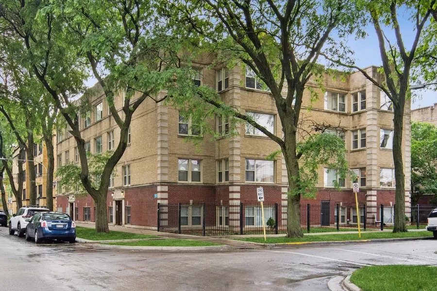 3923 W Ainslie ST #1E, Chicago, IL 60625