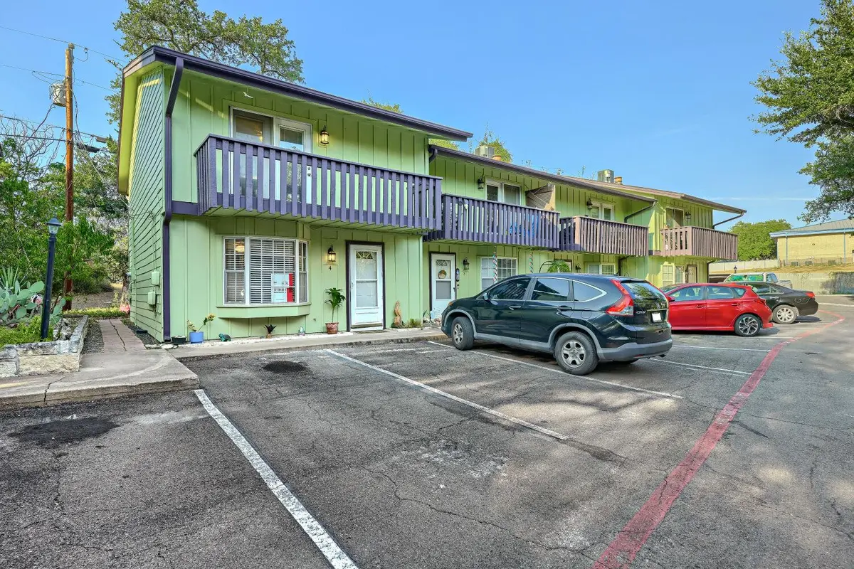 20223 Travis DR #4, Lago Vista, TX 78645