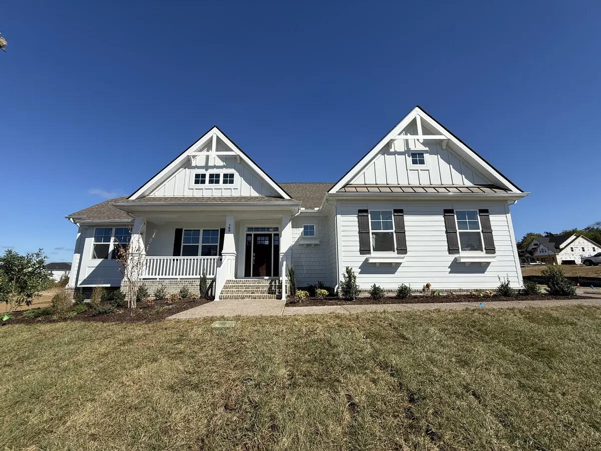 389 Reddenwood Rd, Hendersonville, TN 37075