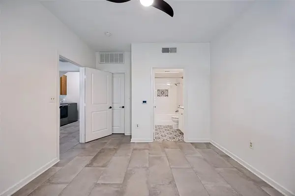 1852 Summit Avenue, Dallas, TX 75206