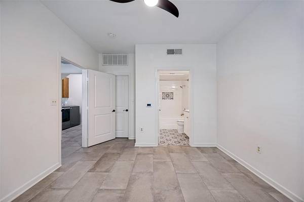 1852 Summit Avenue, Dallas, TX 75206