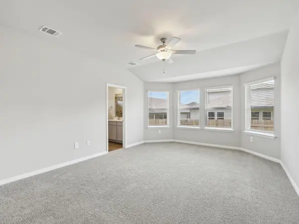 528 Fantail DR, Georgetown, TX 78674