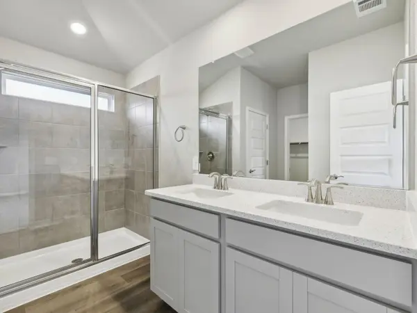 528 Fantail DR, Georgetown, TX 78674