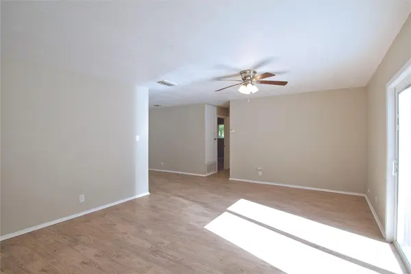 5936 Cherry LOOP #B, Austin, TX 78745