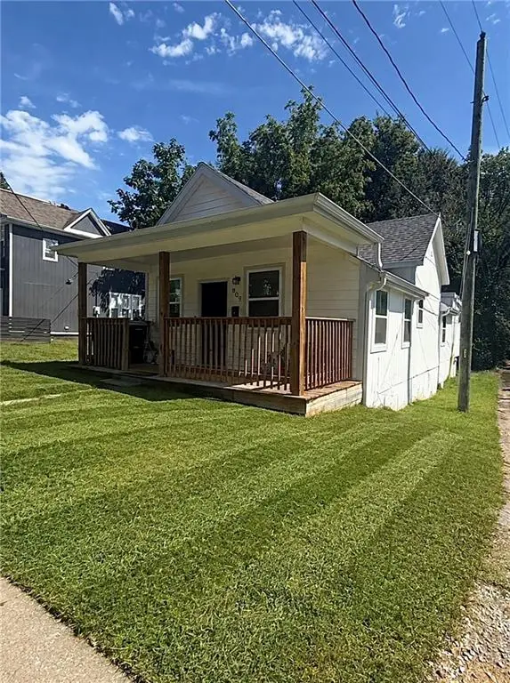 809 Gladstone AVE, Kansas City, MO 64124