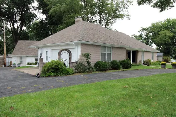 3609 Blue Ridge BLVD, Independence, MO 64052