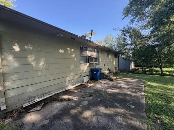 7717 E 112 TER, Kansas City, MO 64134