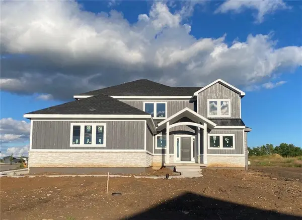 19353 Skyview LN, Spring Hill, KS 66083