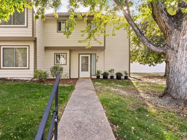 3465 Lochwood #B11, Fort Collins, CO 80525