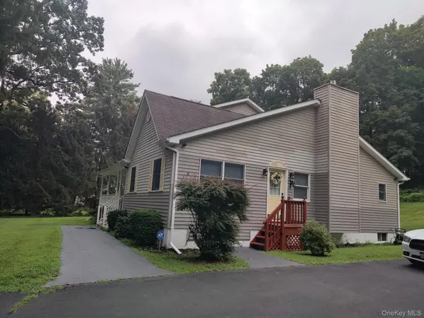 6 Summer Winds CT, Cornwall On Hudson, NY 12520