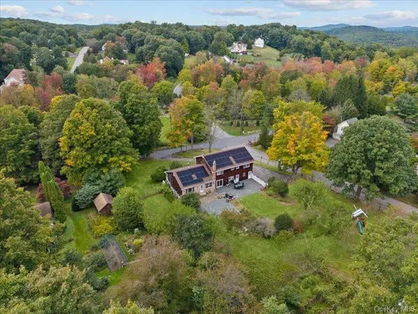 122 Cherry Hill RD, Carmel, NY 10512