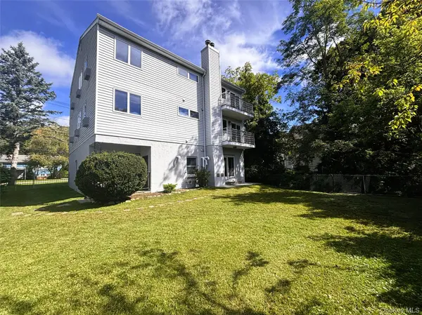 38 Wall ST, Valhalla, NY 10595