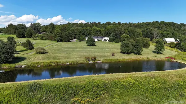 43 Schuman RD, Call Listing Agent, PA 18415