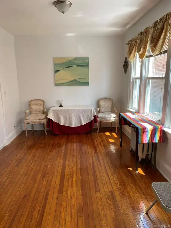 4361 161st ST, Flushing, NY 11358