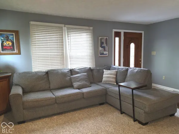 119 Fairfield DR, Shelbyville, IN 46176