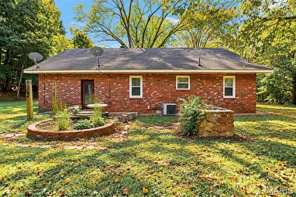 229 Merriweather, Marquand, MO 63655