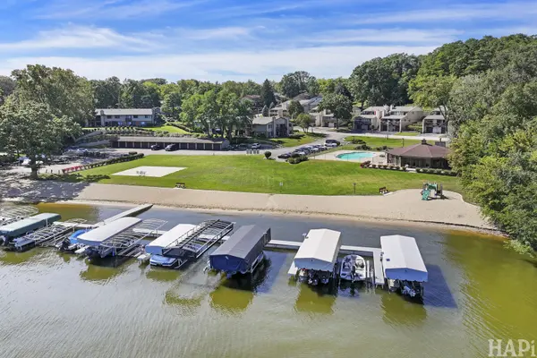 85 Mineola RD #1, Fox Lake, IL 60020