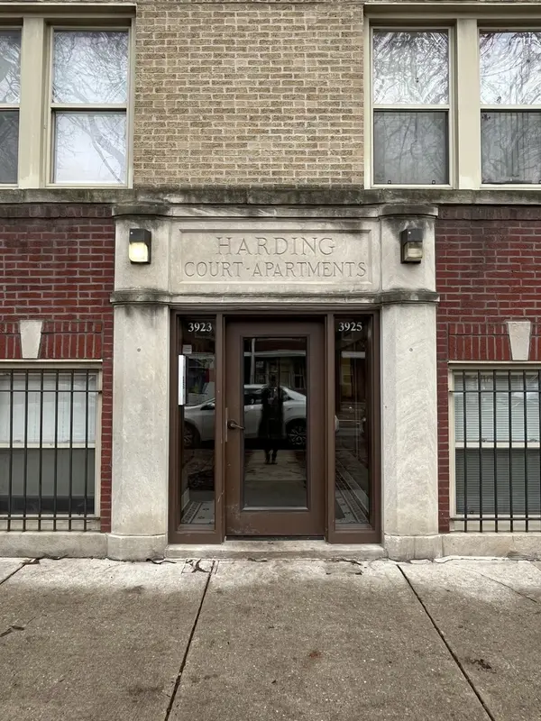 3923 W Ainslie ST #1E, Chicago, IL 60625
