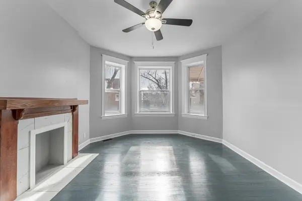 3408 W Carroll AVE #A, Chicago, IL 60624