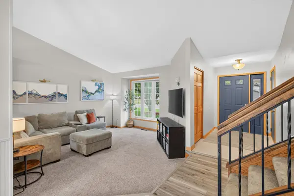 9349 Indian BLVD S, Cottage Grove, MN 55016