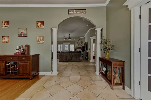 16305 Petaluma PL, Edmond, OK 73013