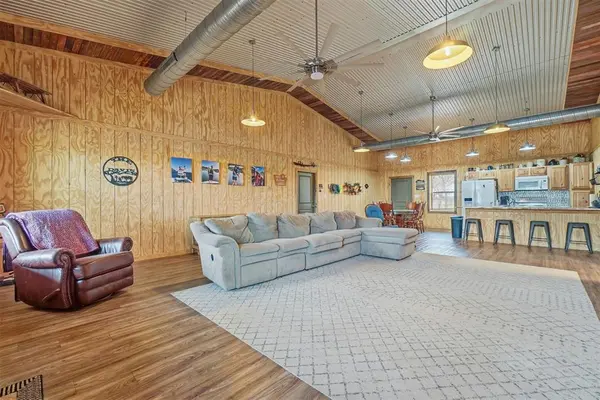 14721 HWY 44A, Lone Wolf, OK 73655