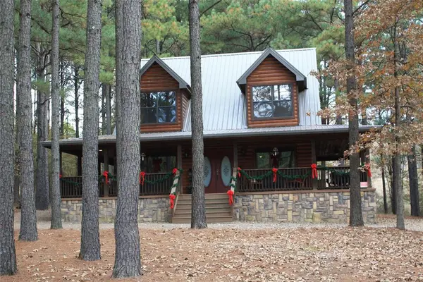 78 Hemlock Grove RD, Broken Bow, OK 74728
