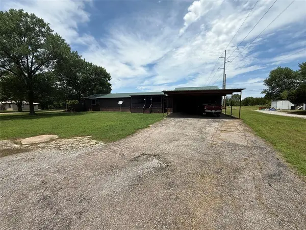 35573 EW 1210 RD, Seminole, OK 74868
