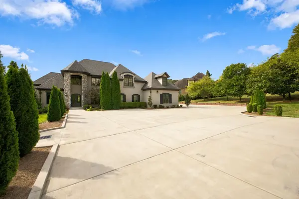 4436 Ivan Creek Dr, Franklin, TN 37064