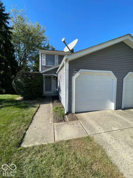 9450 Aspen Grove LN, Indianapolis, IN 46250