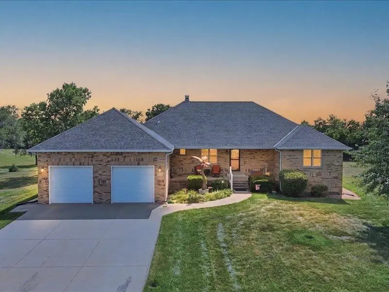 1401 E 93rd St. N, Park City, KS 67147