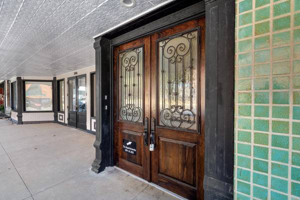 104 E 2nd ST #201, Taylor, TX 76574