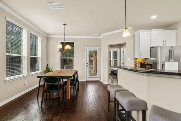 513 S Meadowlark ST #A, Lakeway, TX 78734