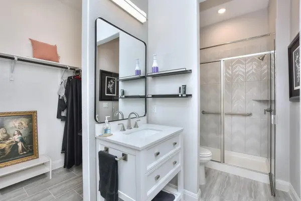 400 Iron Rail LN, Georgetown, TX 78633
