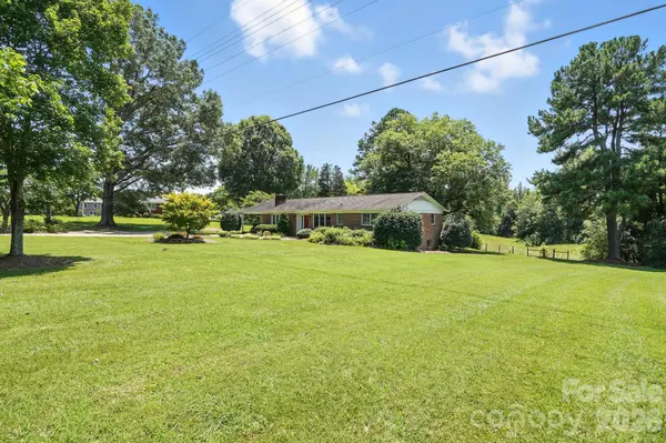 3427 N Nc 16 HWY, Denver, NC 28037